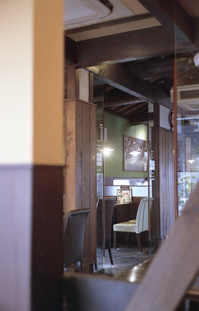 早朝の珈琲店風景