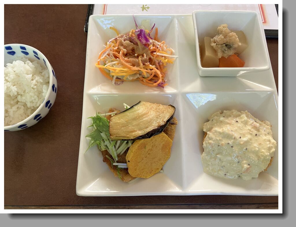 HOKUBAのプレートランチ