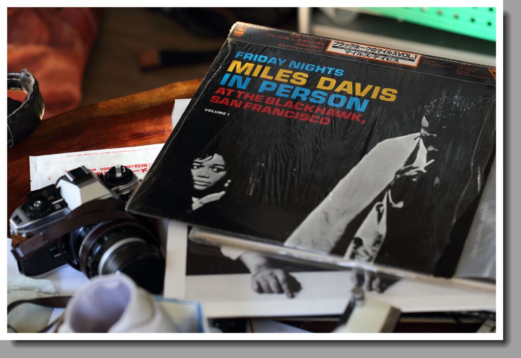 Walkin‘    by Miles Davis