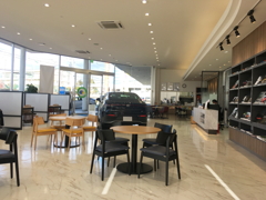 只今愛車ボクシーの点検中です。