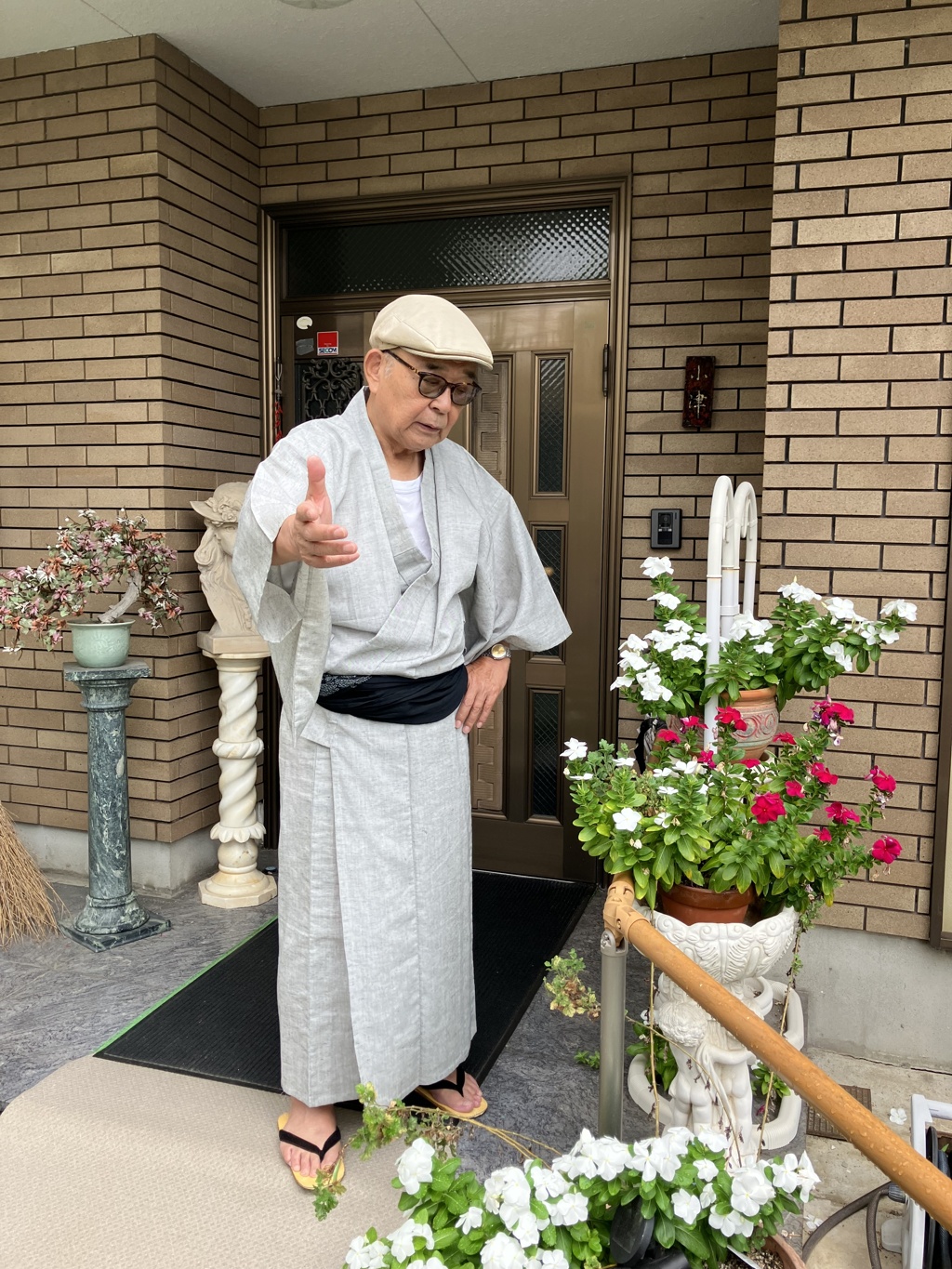 とうとう花にまで話かけてら。