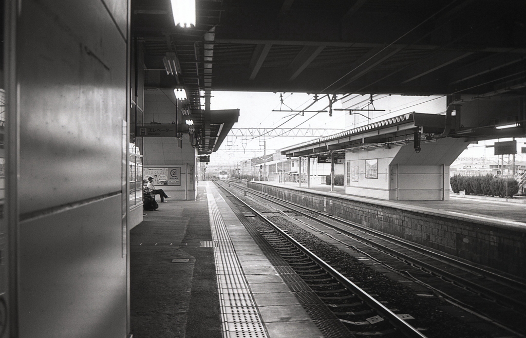 JR神領駅で…電車が来た。 by y.ozu （ID：12388229） 写真共有サイトPHOTOHITO
