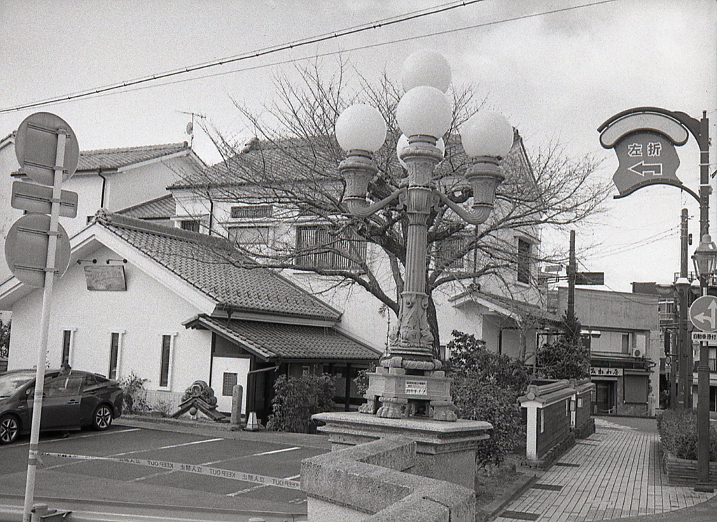 欄干の燈