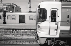JRホームから近鉄ホーム　～車窓の風景