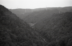 小里川ダムからの山風景