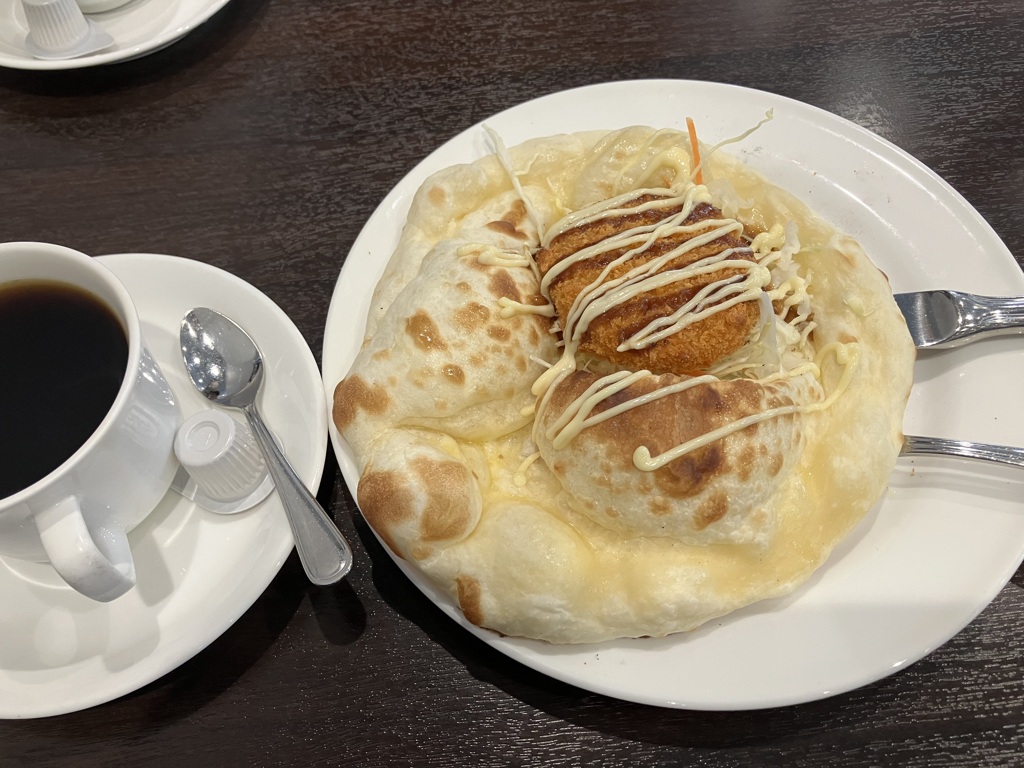 ナンコロッケモーニングセット