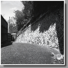 『窯垣の小径』