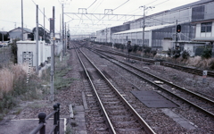 小雨が降りだした…ひとり電車でぼっち呑み