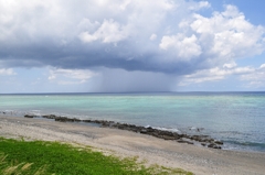 沖の雨