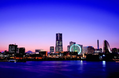 Blue Light YOKOHAMA　1