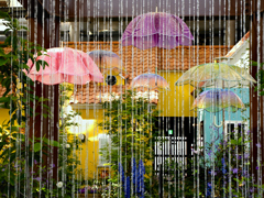 ガラス玉の雨