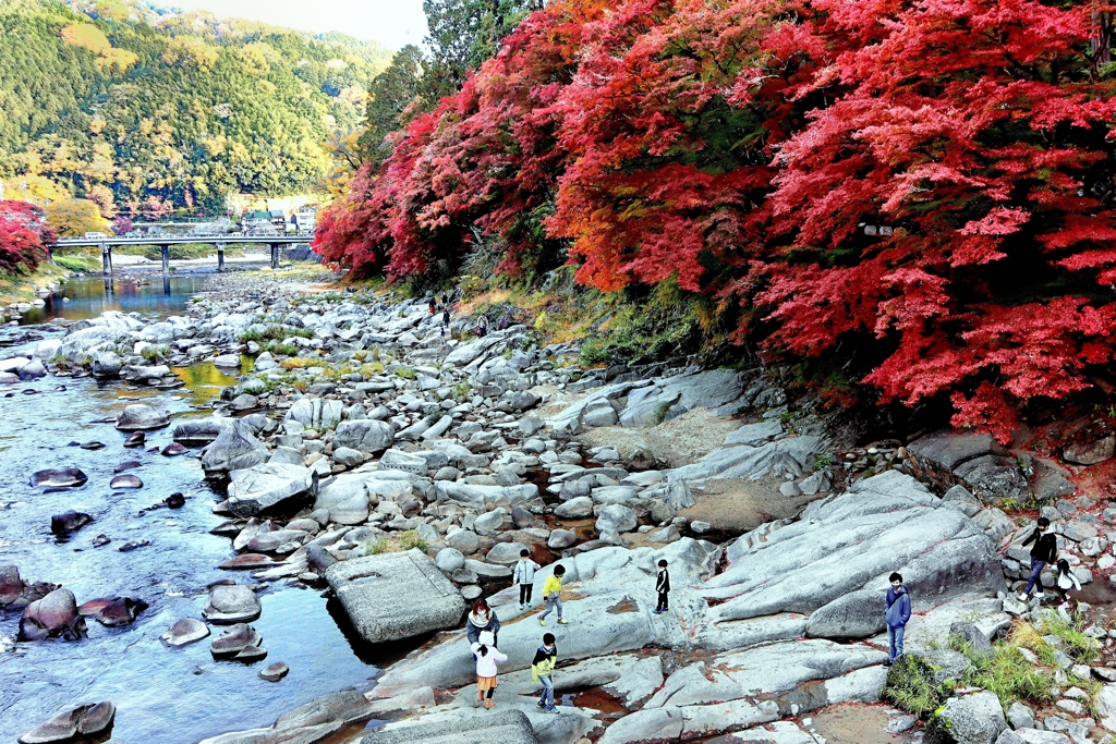 紅葉河原遊び