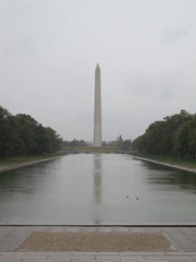 メモリアルタワー&リフレクティングプール