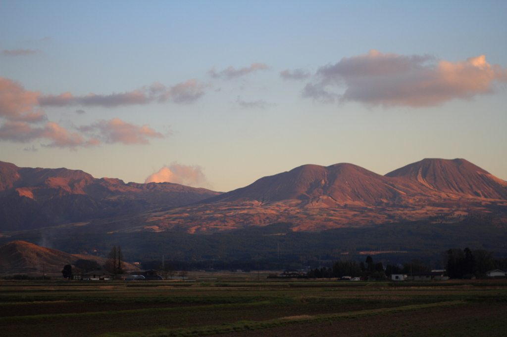 夕方の阿蘇山