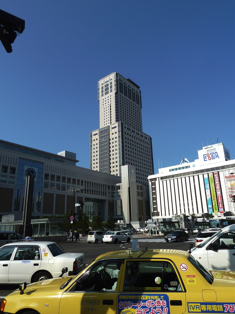 札幌駅前