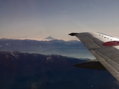 富士山と翼