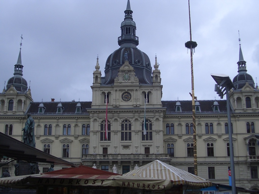 RATHAUS01