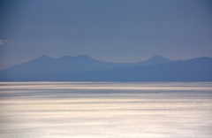 対岸　下北半島