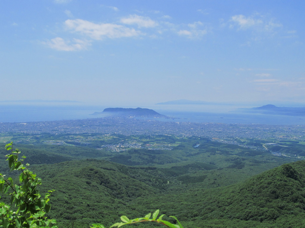 蝦夷松山から函館市内を望む