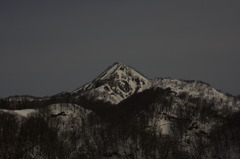 雪山月光