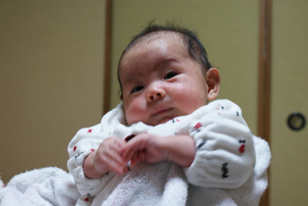 夜になると、おめめぱっちりに・・・
