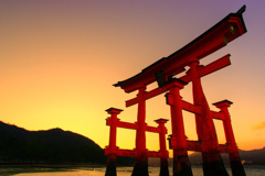 夕暮れの大鳥居