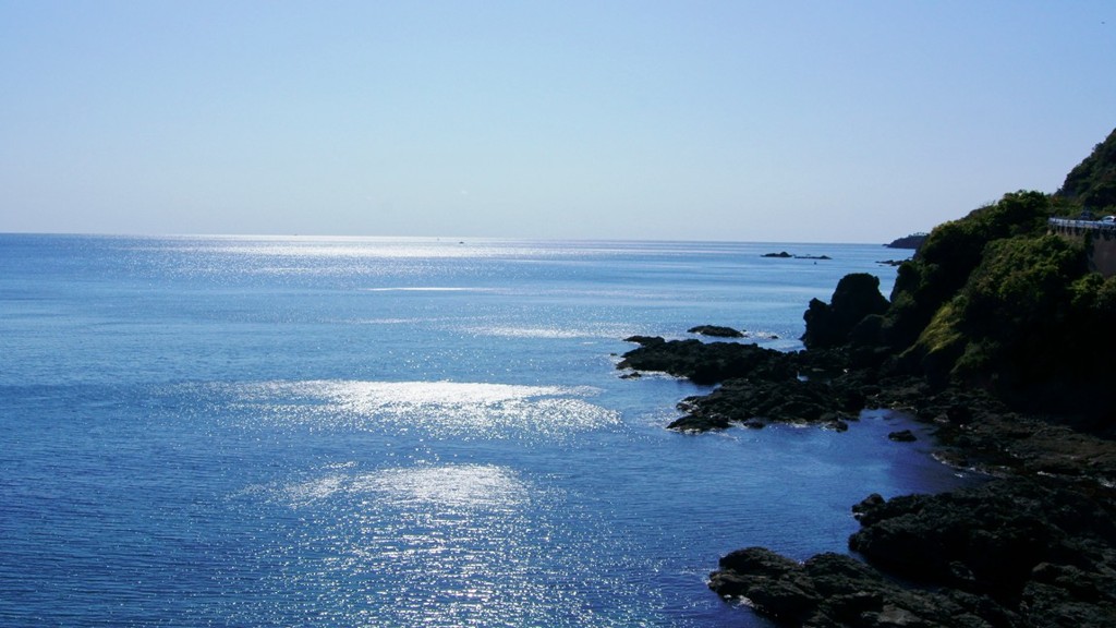 日本海(水平線)