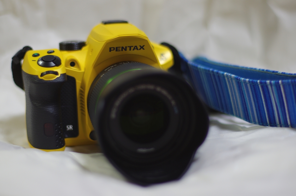 PENTAX K-30 シルキーイエロー