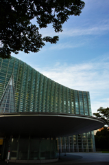 国立新美術館