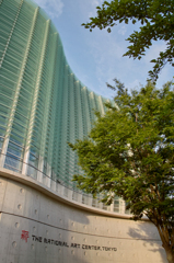 国立新美術館