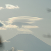 富士山とレンズ雲