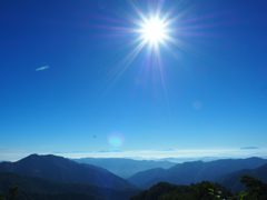 白山から望む朝の景色