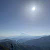 山上から見る富士山