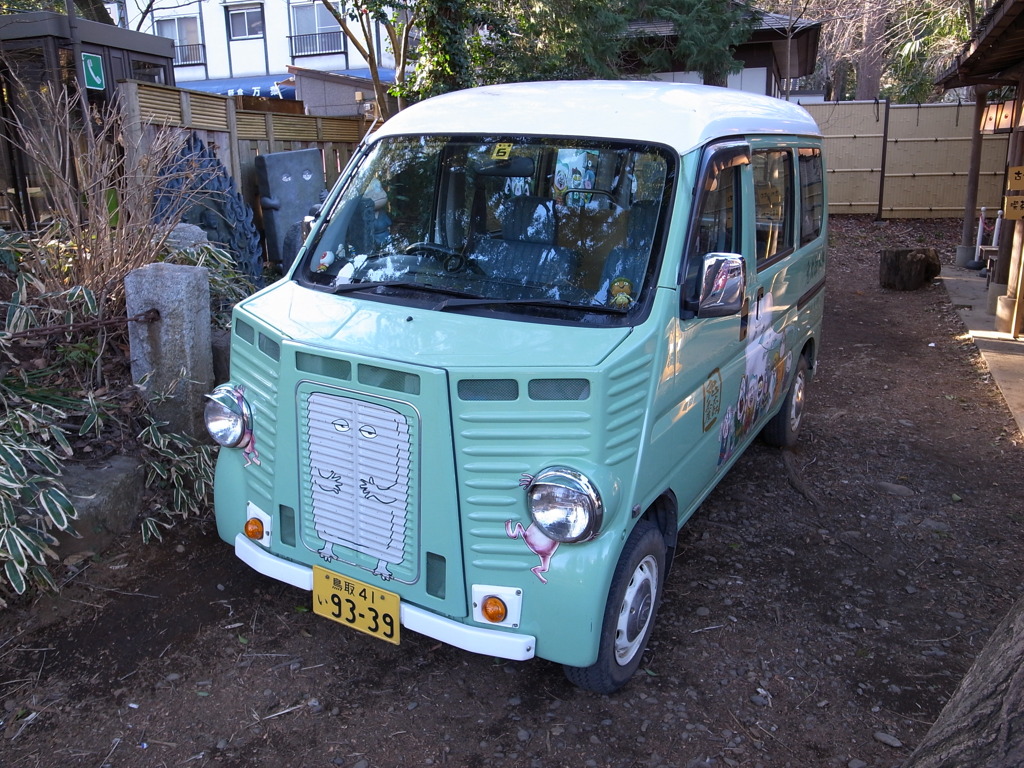 かわいい鬼太郎ワゴン。