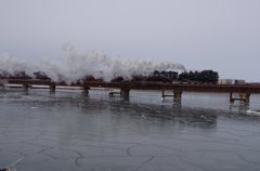 氷た川