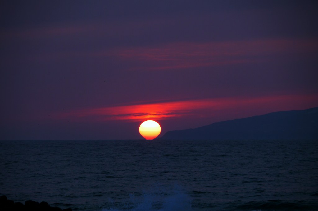 礼文島と夕日