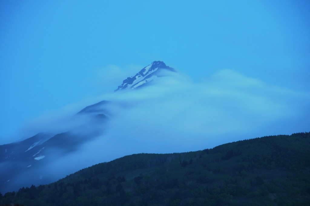 強風と利尻山