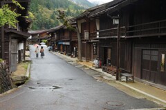 雨の妻籠宿