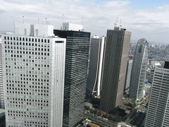 都庁から超高層ビルを見る。