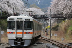 秦野市山北駅