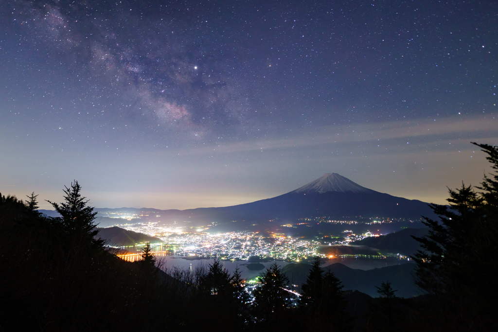 富士夜景と天の川Ⅱ