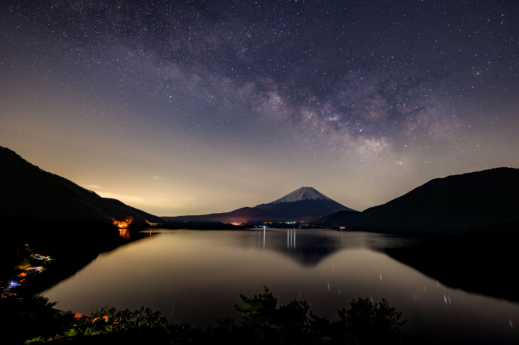 本栖湖の夜