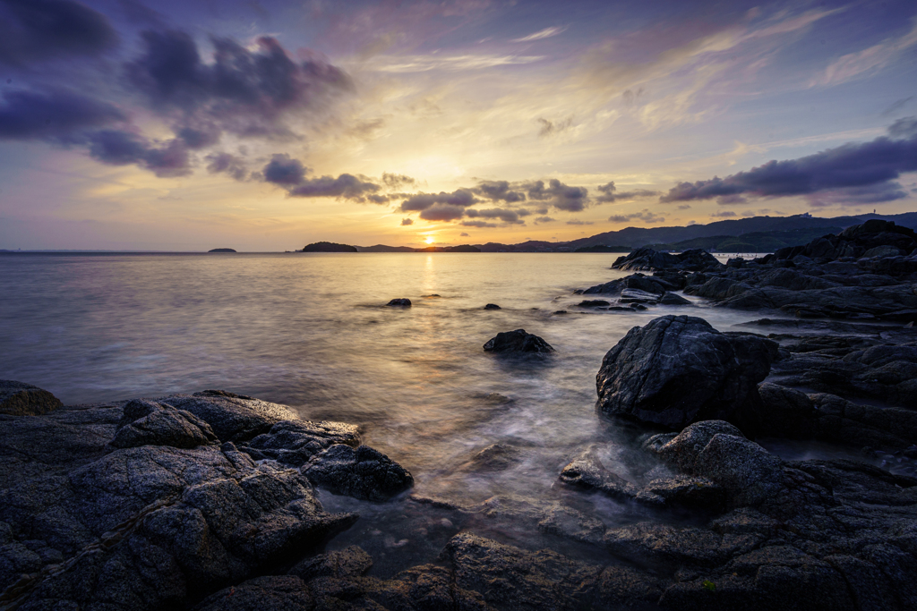 夕暮れの海