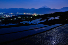 夜中の棚田