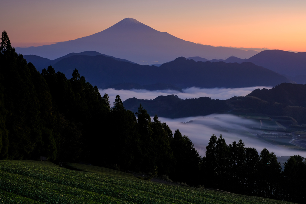 雲海の夜明け