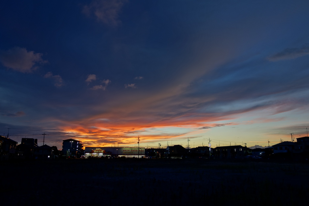 晩夏の夕暮れ