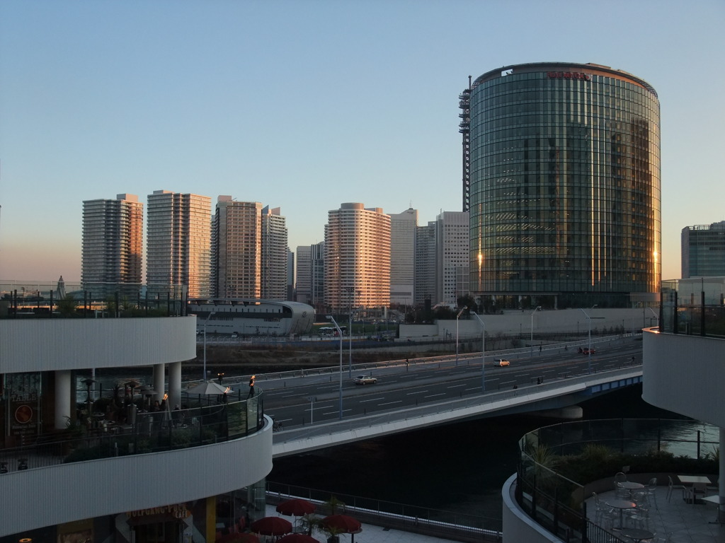 横浜にて