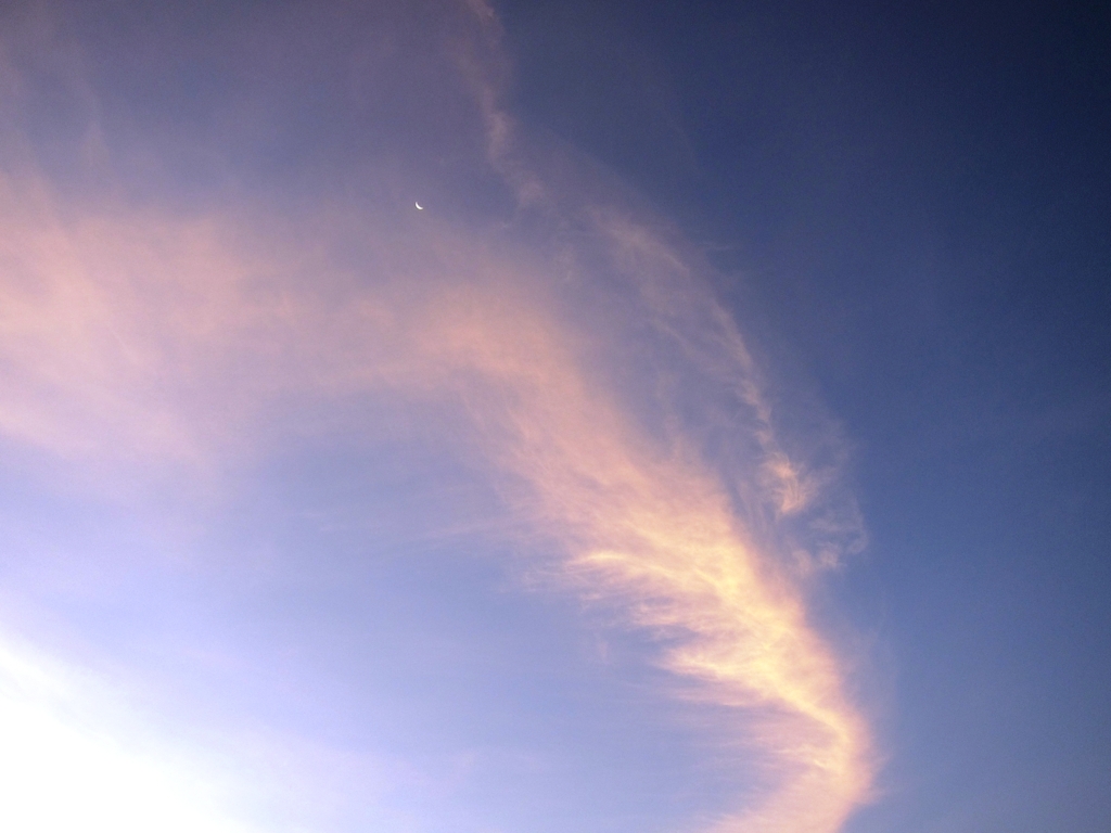 夜明け前の空