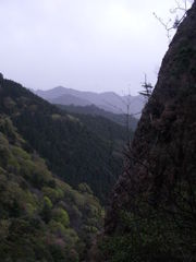 地蔵岳の絶壁　雪彦山