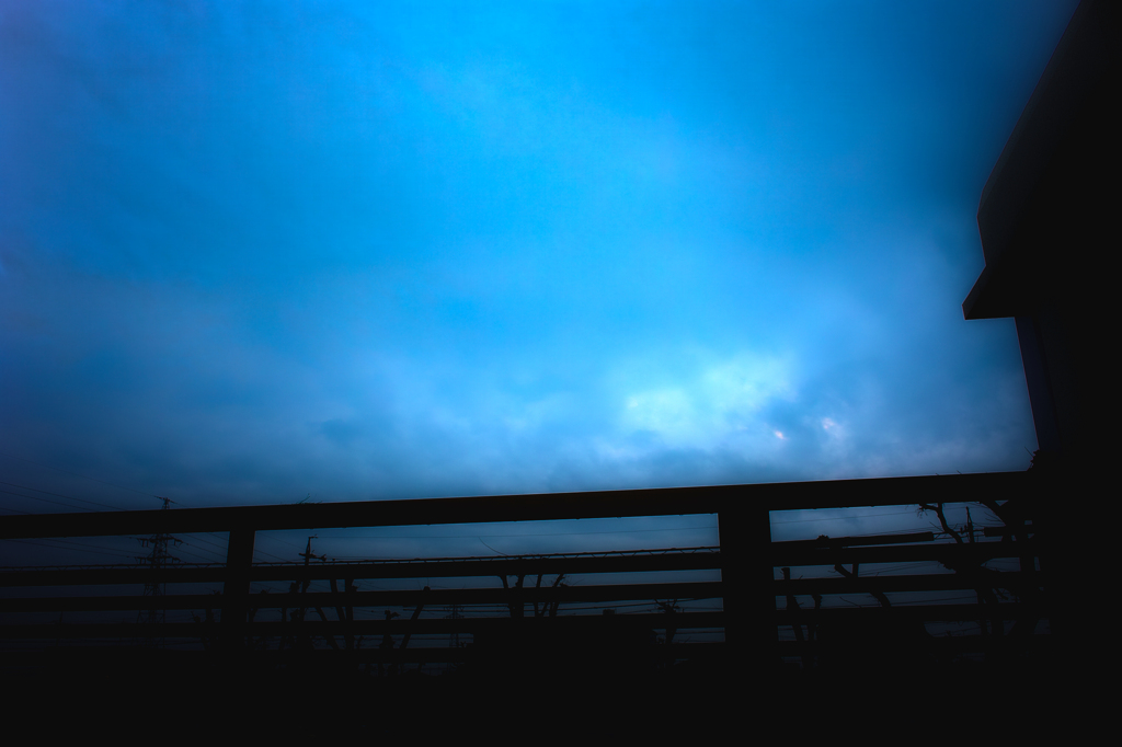 青い空